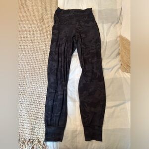 Lululemon Align joggers dark camo size 4
